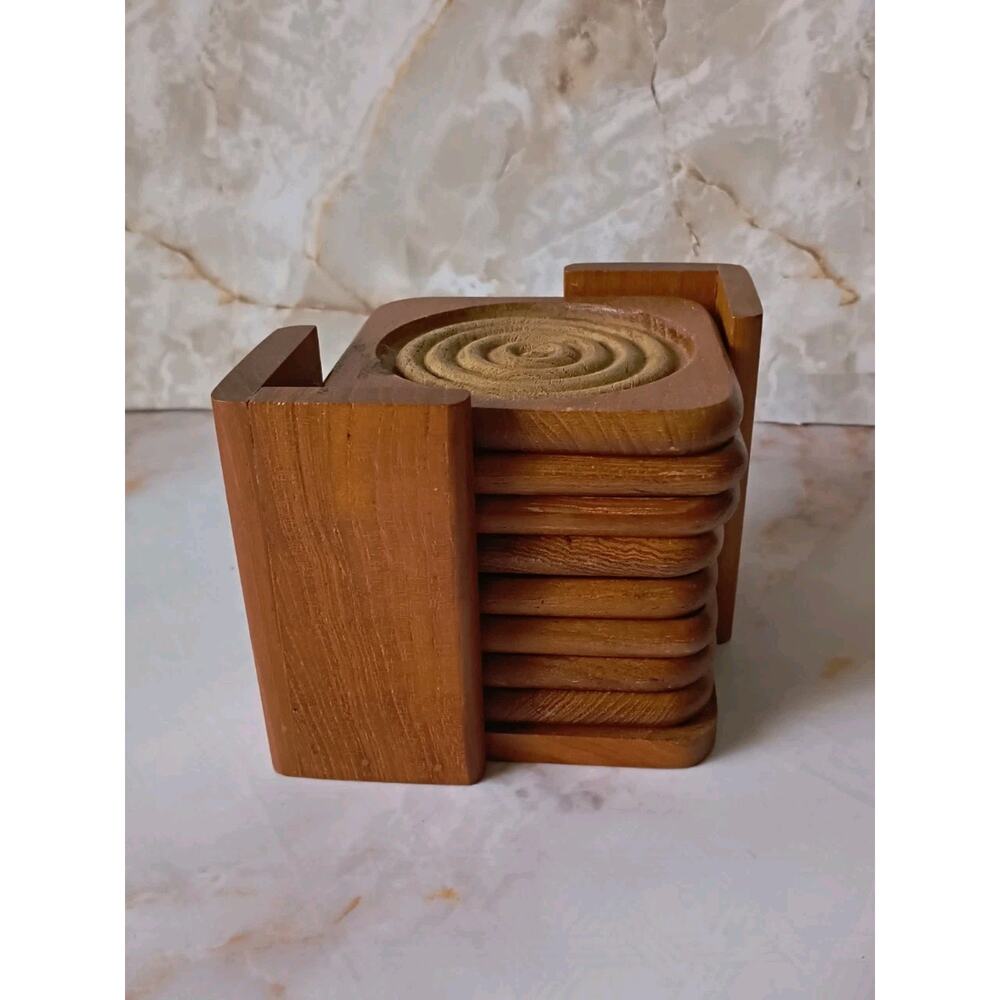 VINTAGE TEAKWOOD DOLPHIN MCM SET OF 8 WOOD COASTERS W/CARRIER